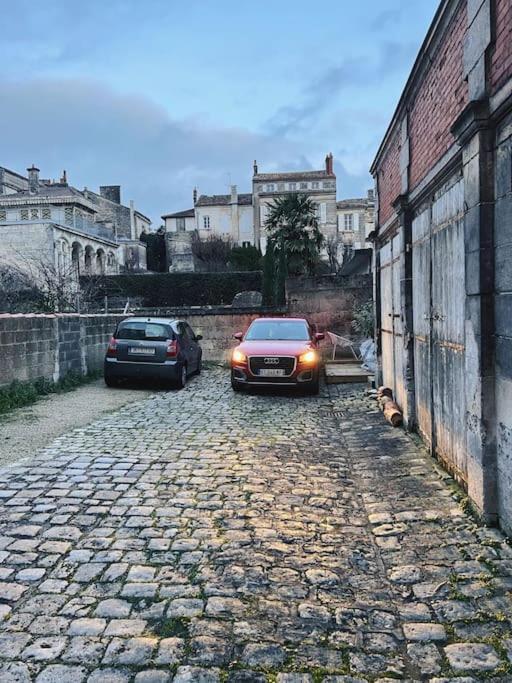 Maison + Parking Prive Au Coeur Angouleme 60M2 Экстерьер фото