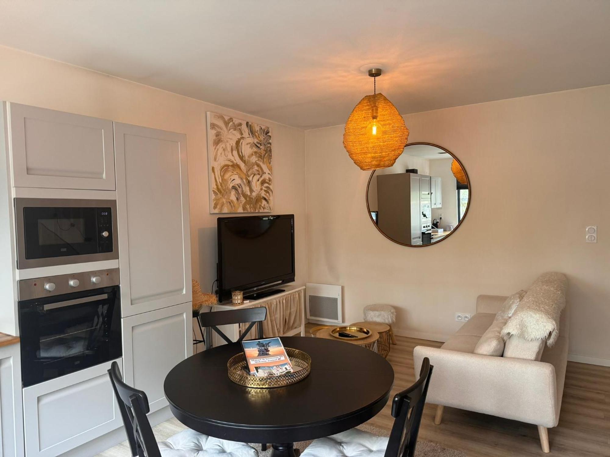 Maison + Parking Prive Au Coeur Angouleme 60M2 Экстерьер фото